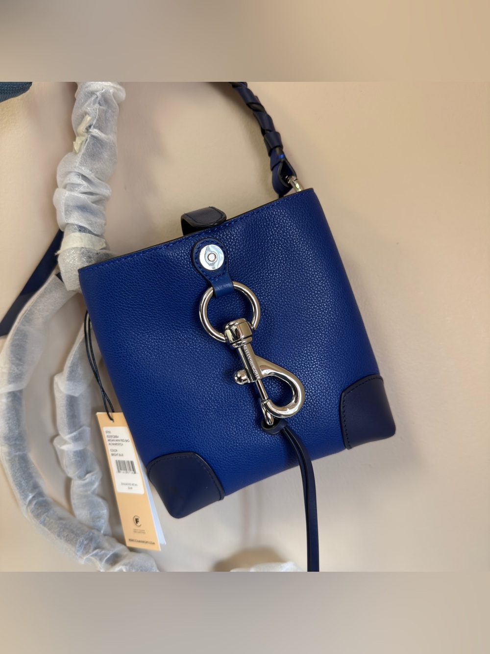 REBECCAMINKOFF XS20ECBXB4 MEGAN MINI FEED BAG